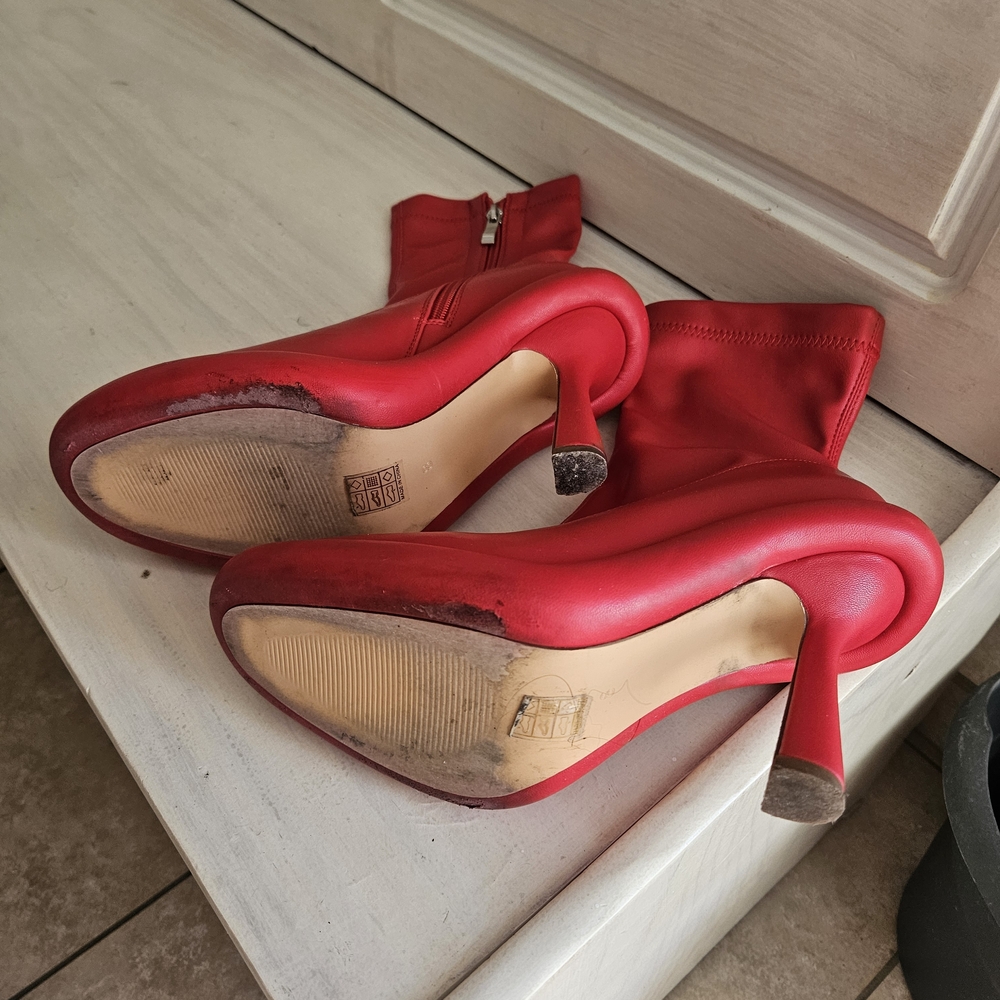 Red Sculpted Heel Sock Boots - Women's Fashion Booties - Picture 4 of 4